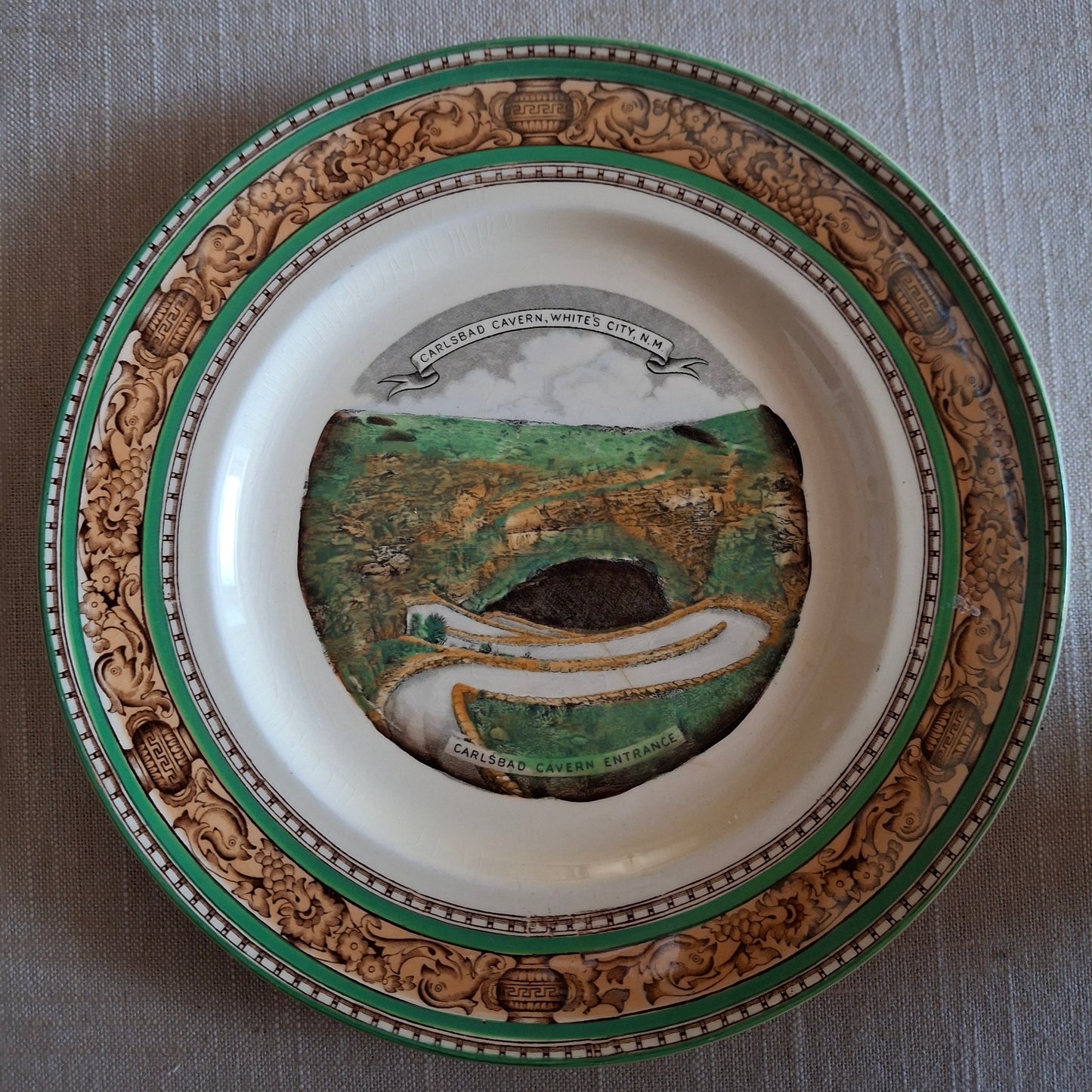 Vintage Carlsbad Caverns New Mexico Souvenir Plate